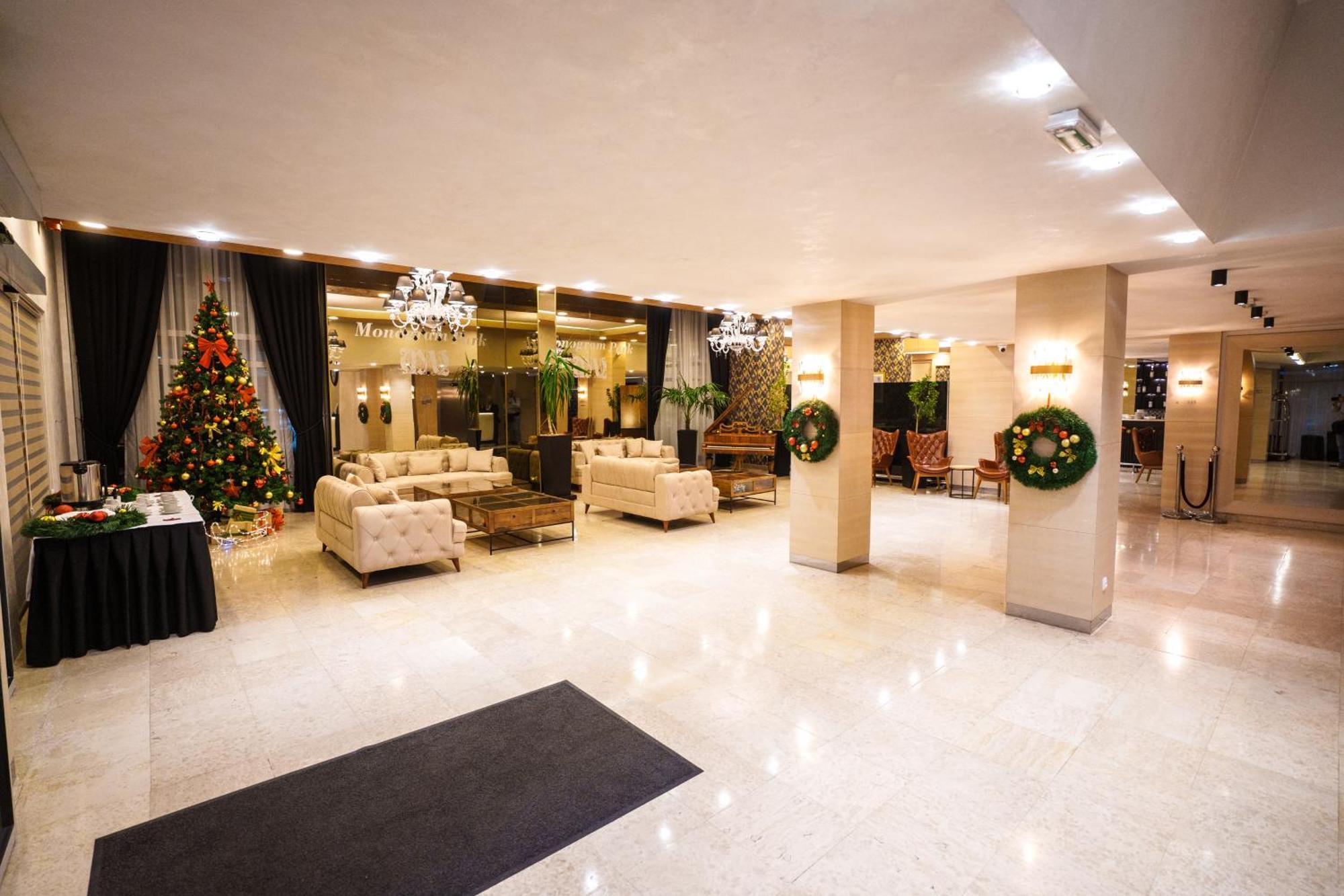 Hotel Monogram Park Ruma Exterior foto